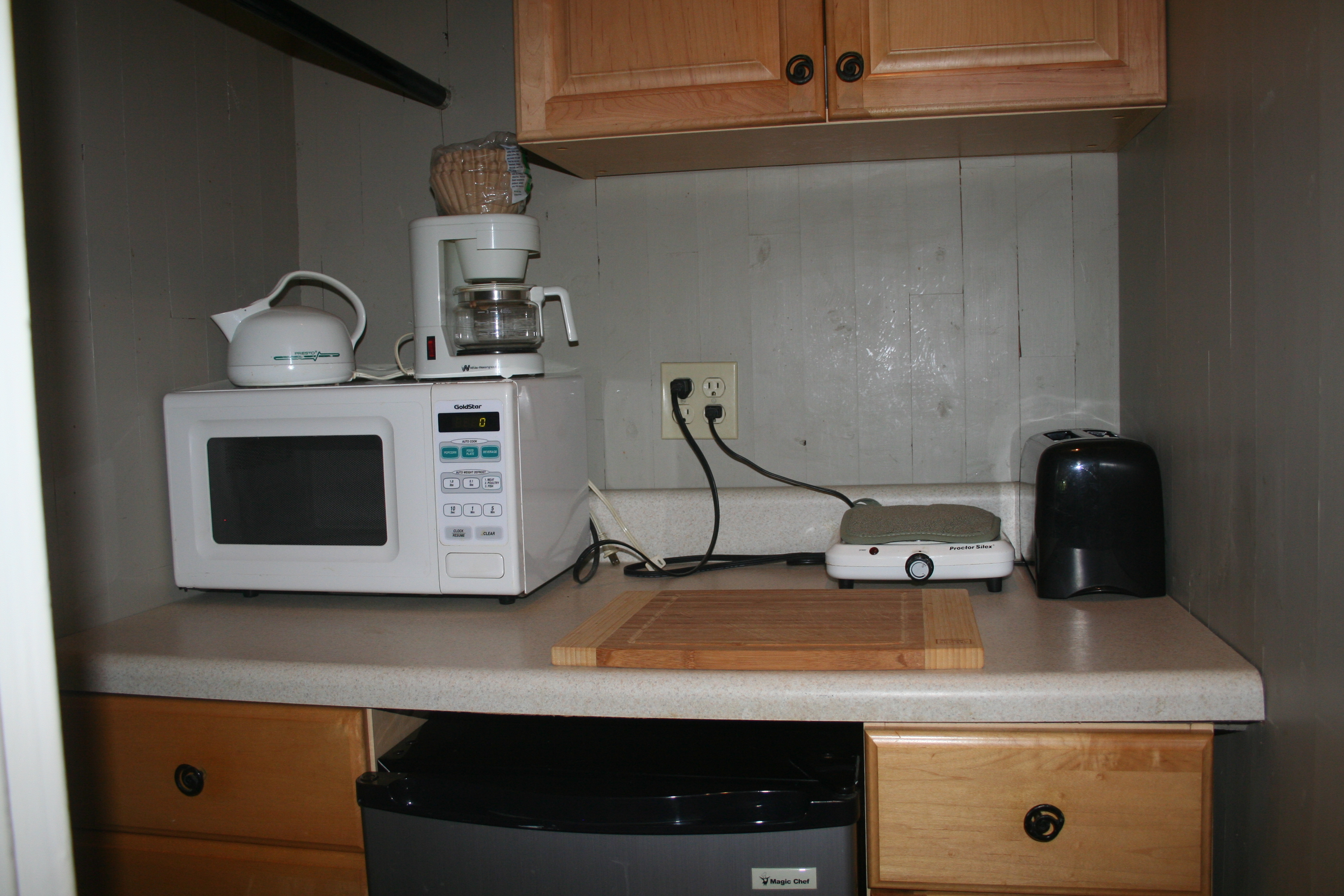 Kitchenette with mini fridge