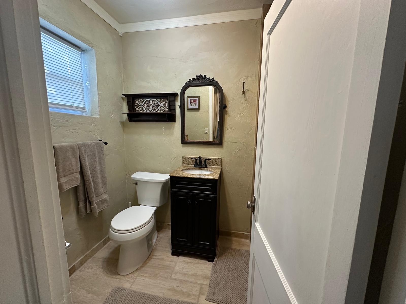 1819R Bath